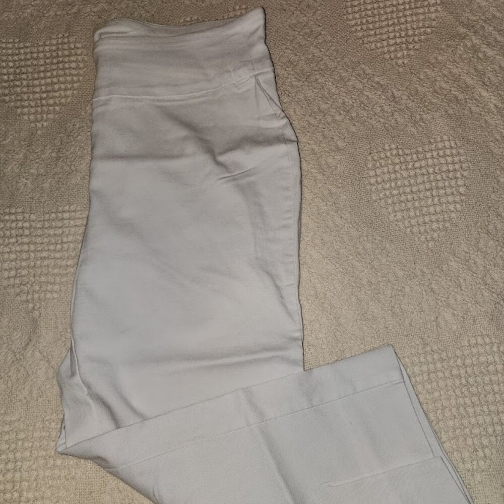 Roz & Ali Petite Dress Pants – Size 12P – White